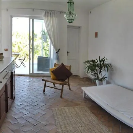 Casa Carmela Nocleg ze śniadaniem 4*