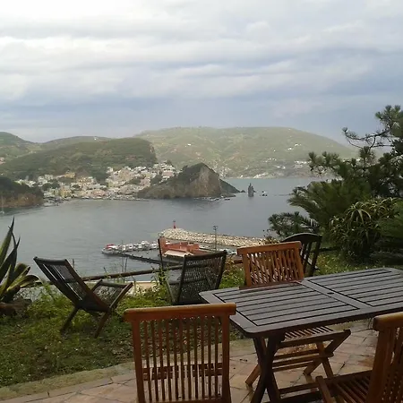 Casa Carmela Bed and breakfast