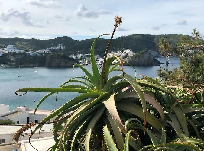 Nocleg ze śniadaniem Casa Carmela Ponza
