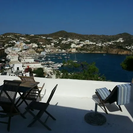 Casa Carmela 4*